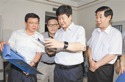 河北省总工会主席王增力到省直单位调研指导工
