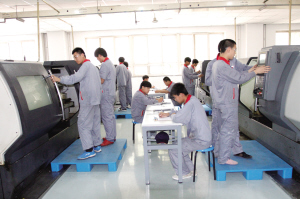 天津市劳动保障技师学院:培育技能人才 传承工